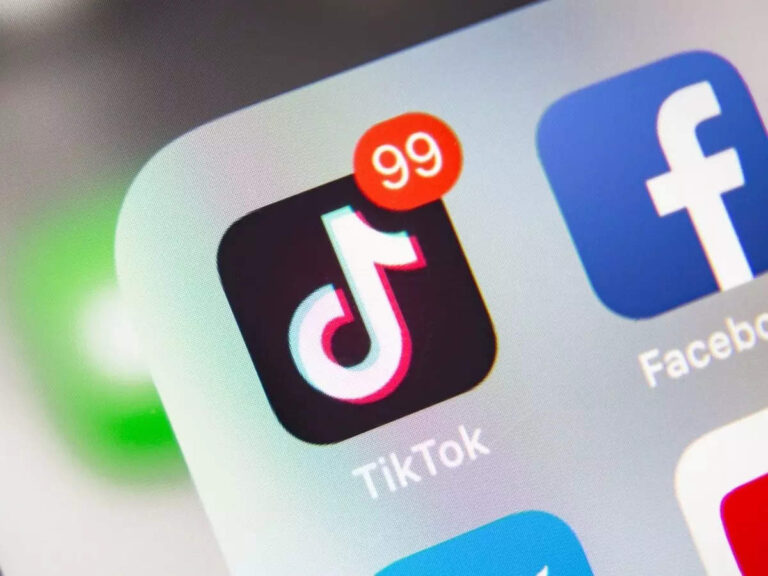 Quickly Soaring Success: Smart Ways to Send Your TikTok Followers Through the Roof